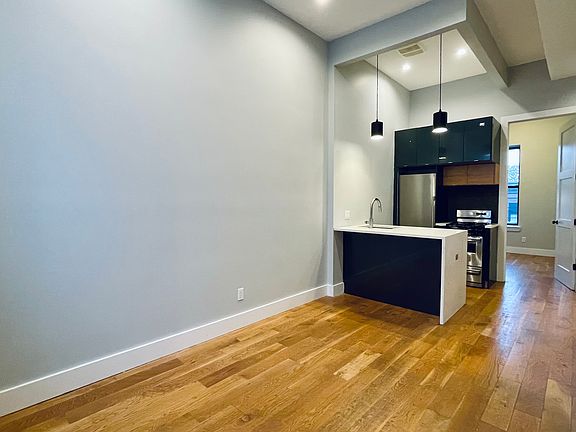 2nd image of 679 Halsey St APT 2R