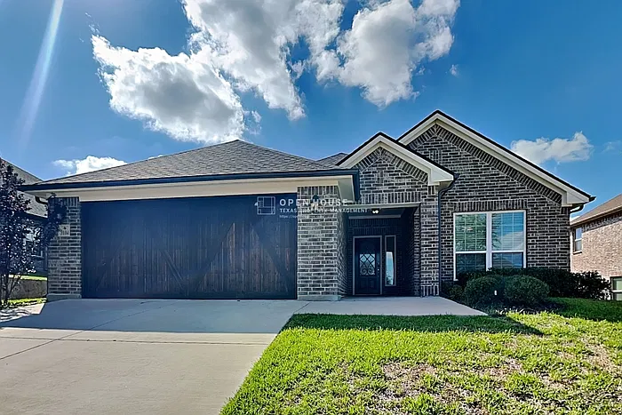 3104 Arbor View Dr