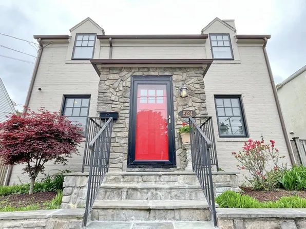 8124 Old Georgetown Rd, Bethesda, MD 20814
