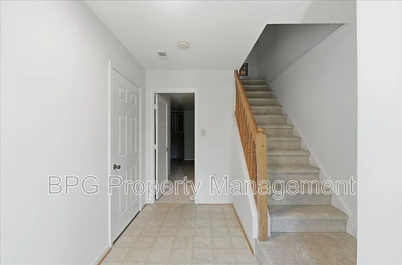 Building Photo - 522 Breckinridge Sq SE