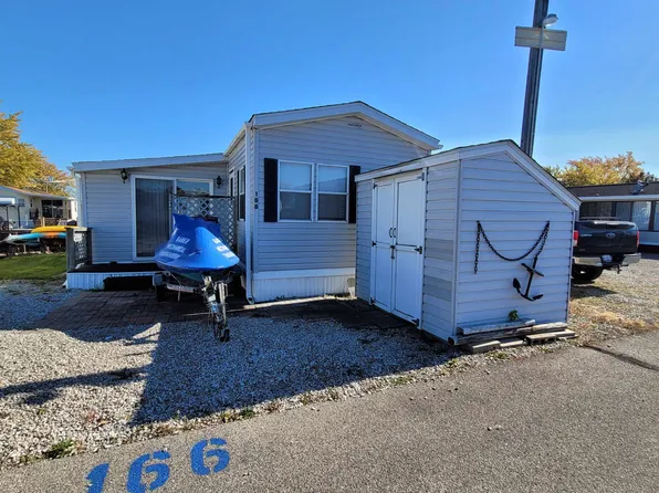 831 S Main St Unit 166, Au Gres, MI 48703