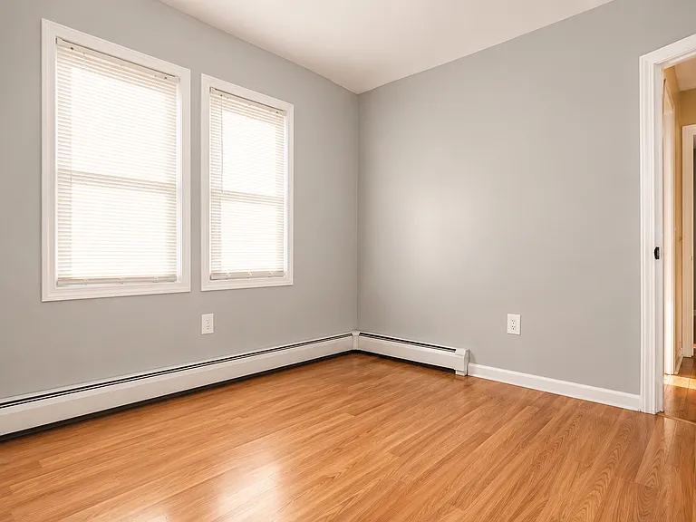 131 Osborne Ter #2F — Photo 8