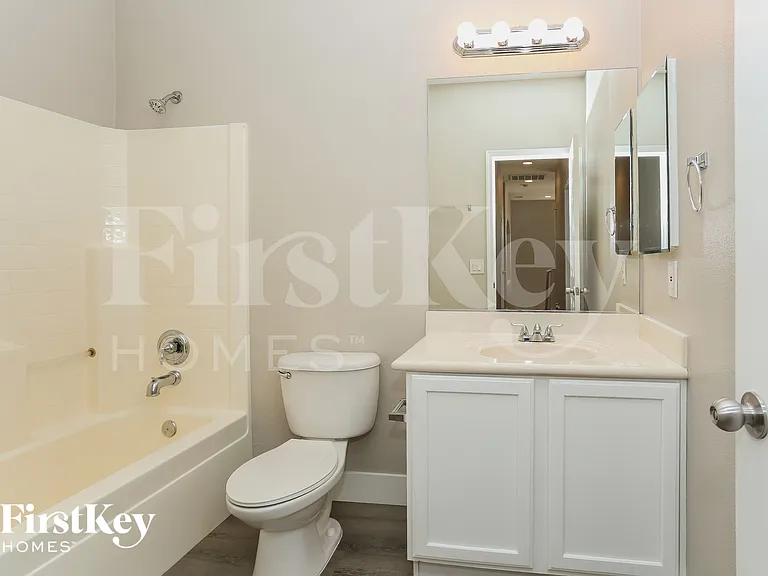 6834 Dovecote Ave — Photo 12