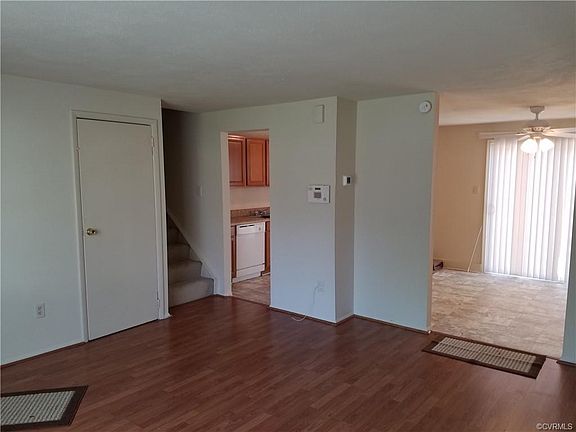 3rd image of 5224 Summerleaf Dr