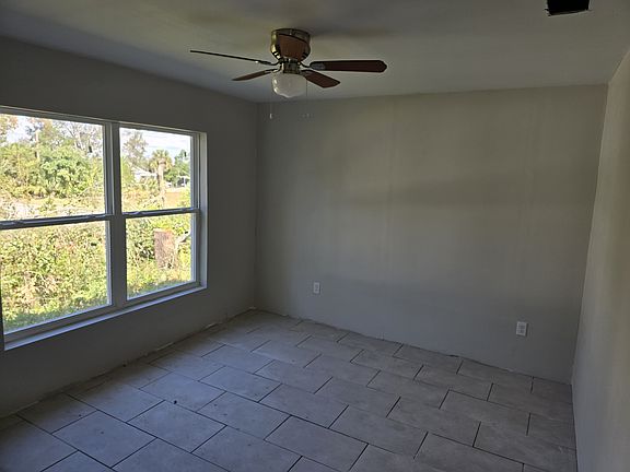 5th image of 1069 Cohassett Ave