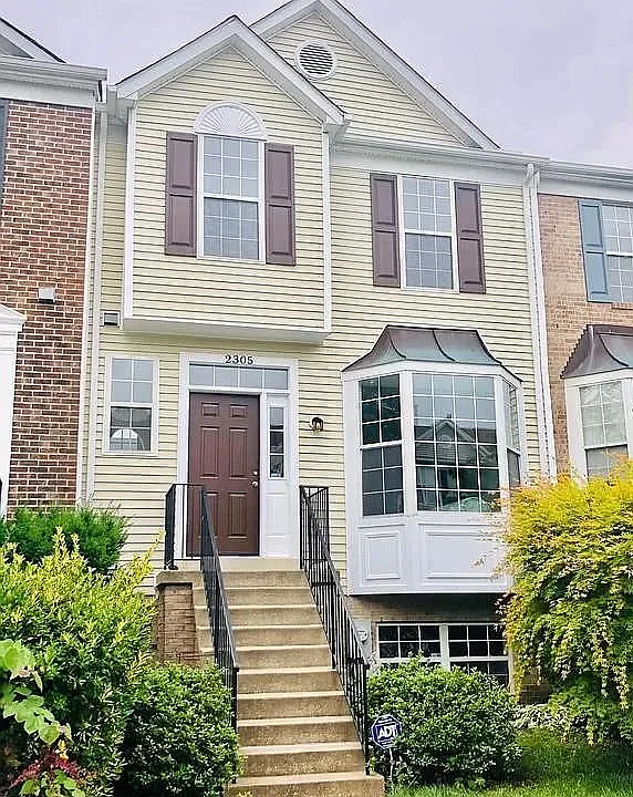 2305 Montauk Dr