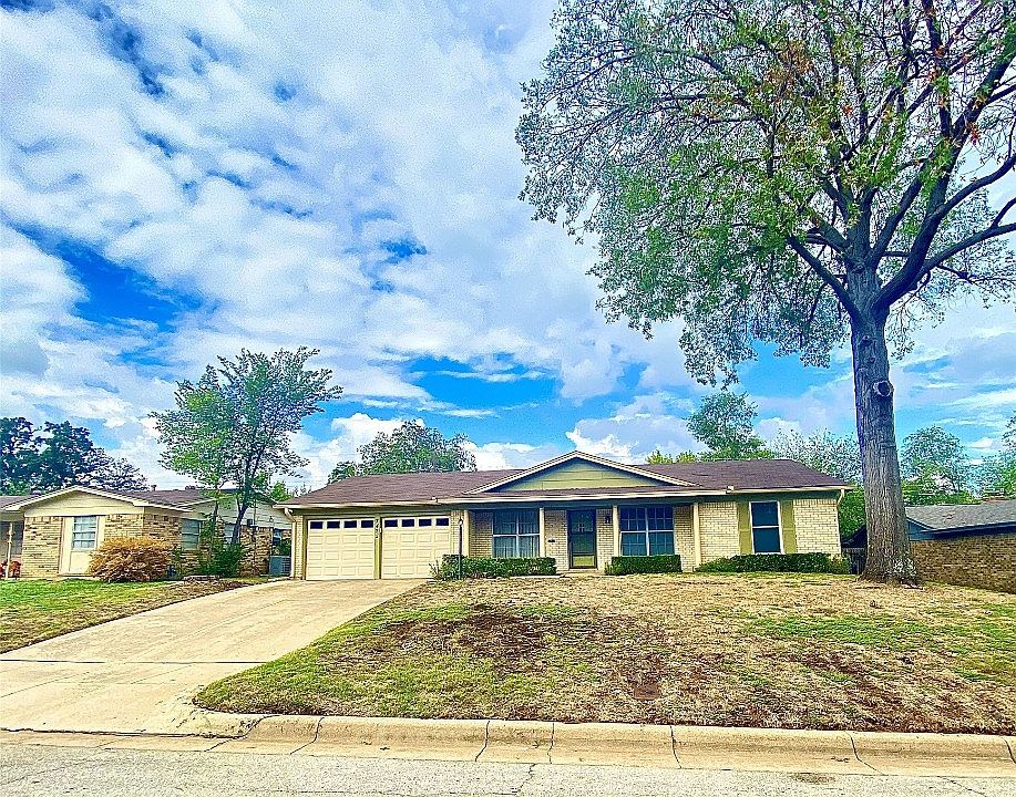 1st image of 7425 Beckwood Dr