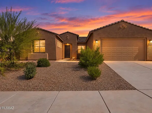 8258 S Sonoran Oak Dr, Tucson, AZ 85747