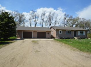 13275 Country Dr, Bath, SD 57427