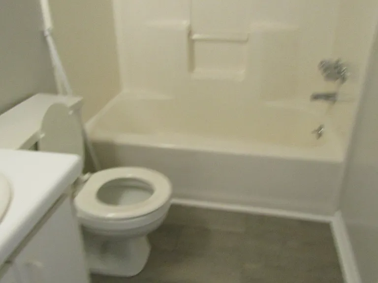700 Simpson Rd #5-H — Photo 3