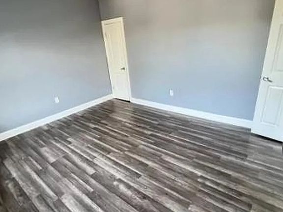 3rd image of 238 Halladay St #2L