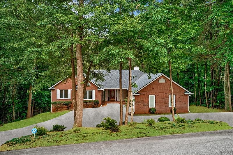 1st image of 4473 Stacey Dr