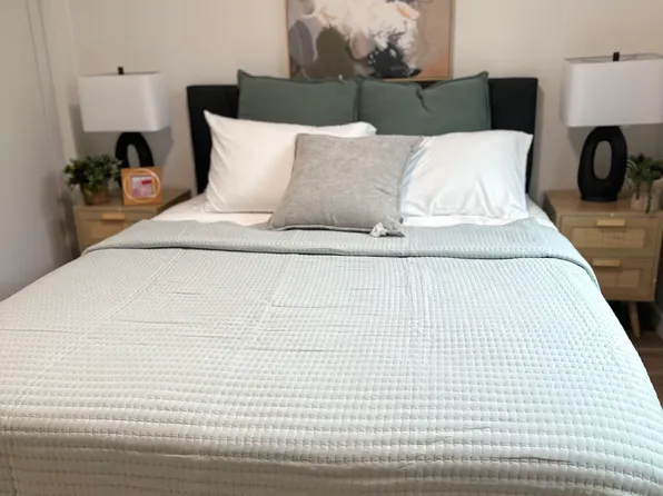 14310 20th Ave NE, Seattle, WA 98125