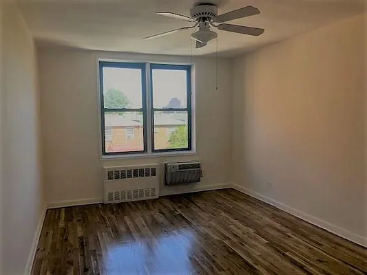 Sold by Dom Realty | media 4