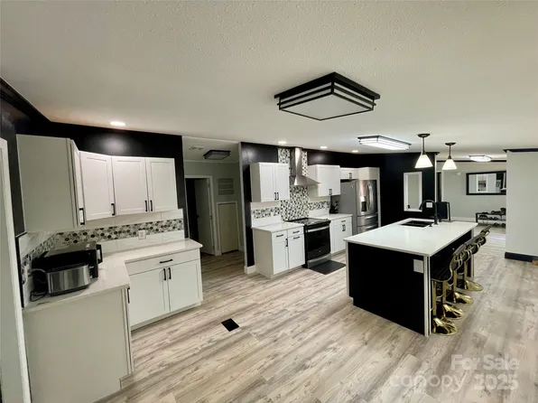 6490 Alta Ct, Denver, NC 28037