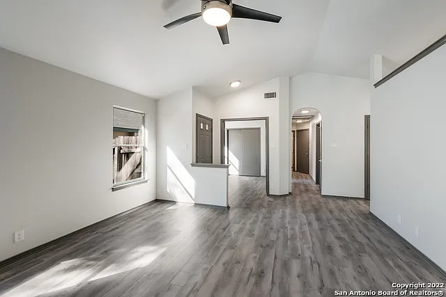 9014 Gill Brg — Photo 15