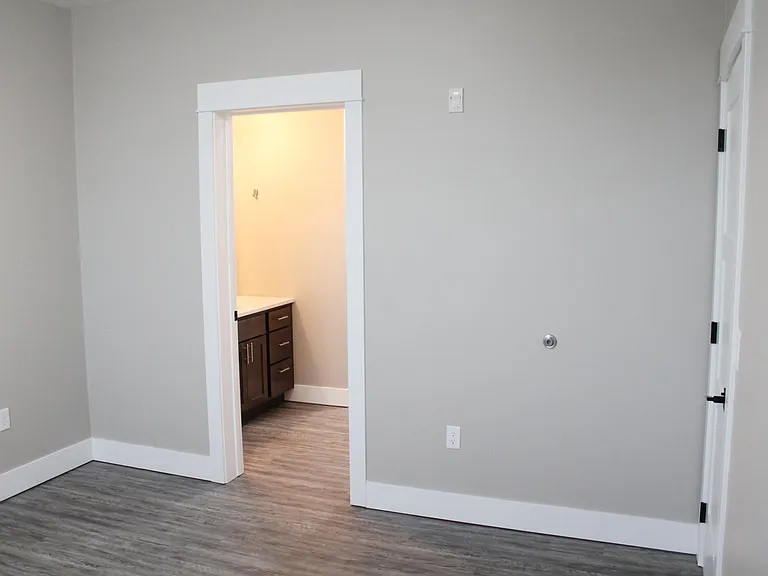 Prairie Heights Apartments — Photo 148