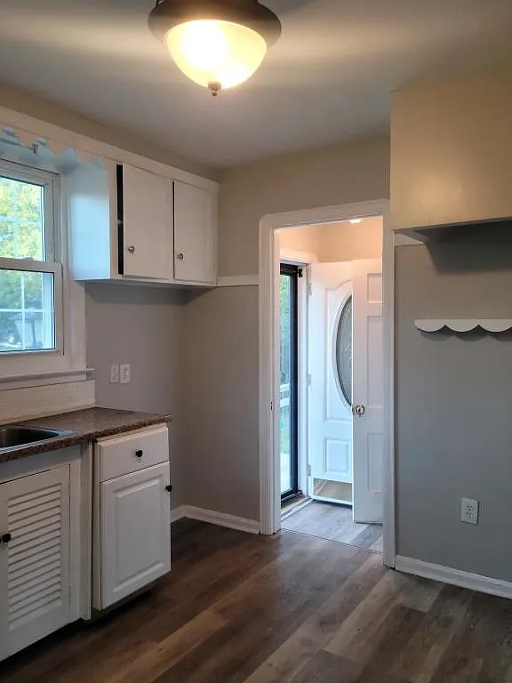 5331 South Blvd — Photo 3