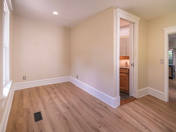 4th image of 73 E Patterson Ave #73