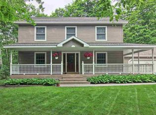 10500 S Fritz Rd, Maple City, MI 49664