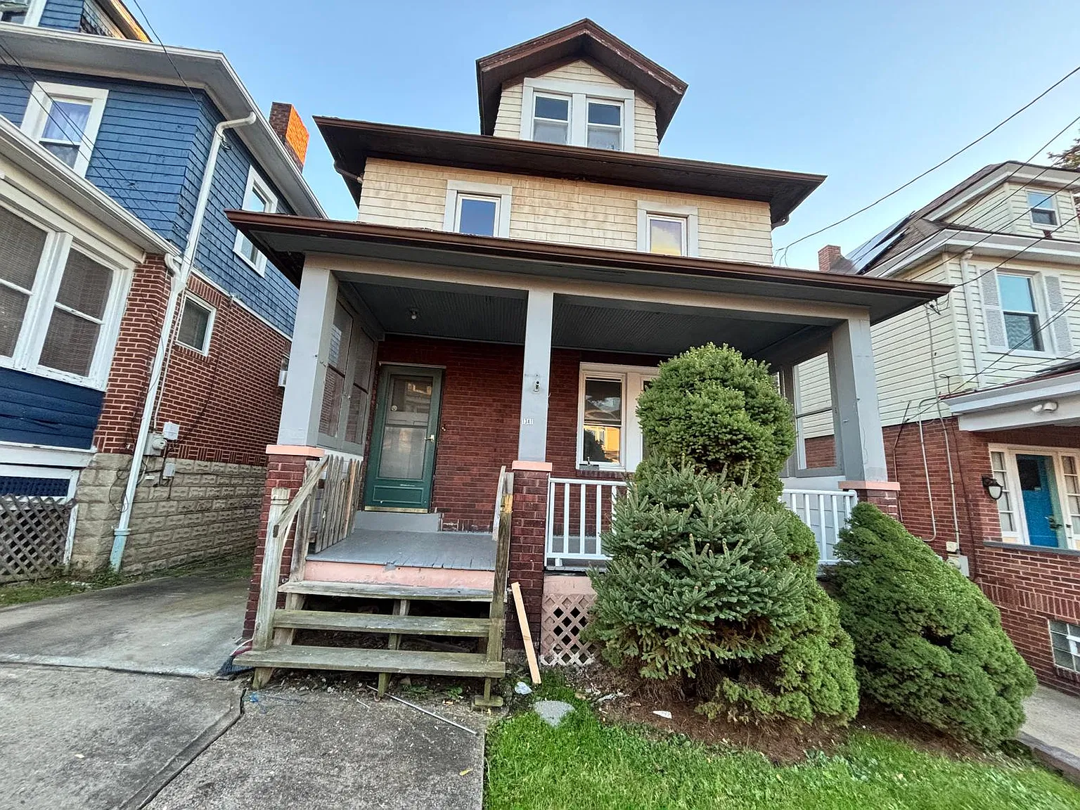4 bed, 1800 sqft, $1,690 — Photo 1