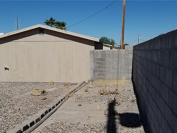 5th image of 2409 E Gosiute Rd