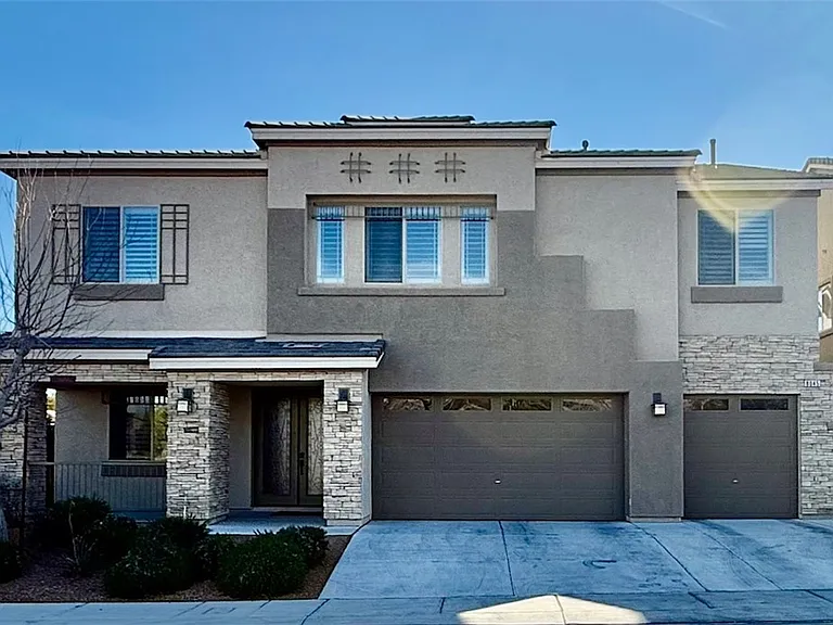 8045 Slip Point Ave — Photo 1