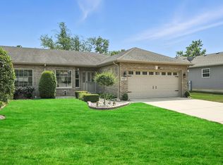 5527 Maggie Mae Ct, Crown Point, IN 46307