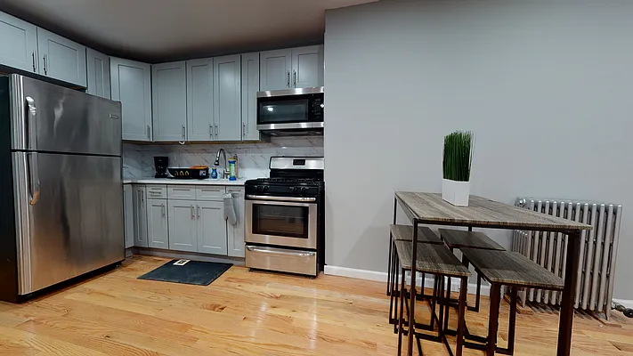 Rented by Keller Williams NYC | media 29