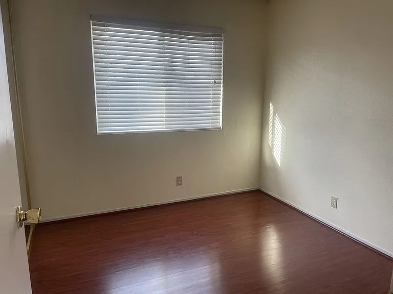 125 Serpentine Dr — Photo 12
