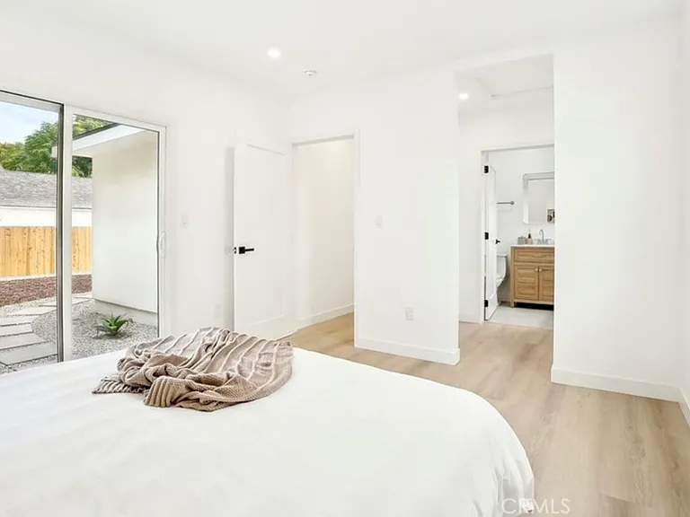 9203 Chaney Ave — Photo 32