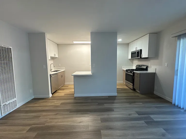 4006 Emerald — Photo 7