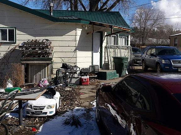 4th image of 1642 Canary Ave