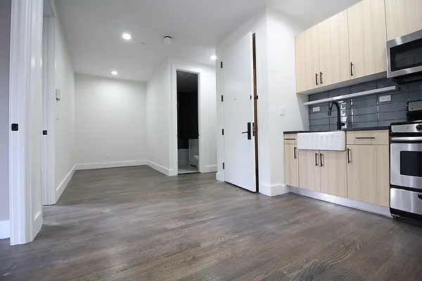 Rented by Nooklyn NYC LLC | media 57