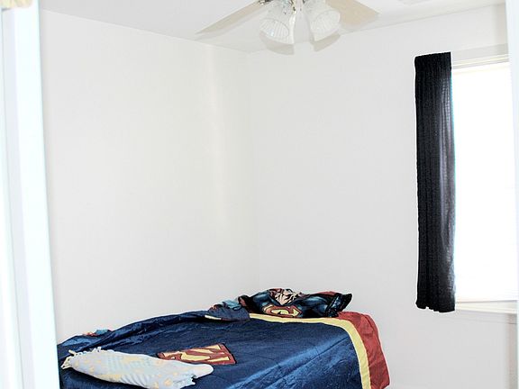bedroom2