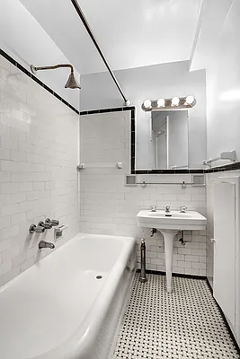 Rented by Compass | media 15