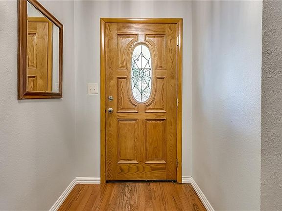 4th image of 3613 London Ln