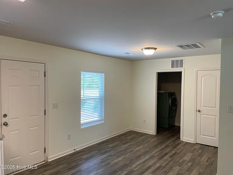 75 SW Shamrock Dr — Photo 13