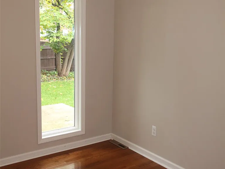 32349 Sheridan Dr — Photo 15