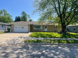 100 Emery St, Joliet, IL 60436