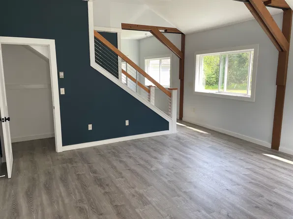 534 West St #B, Rockport, ME 04856