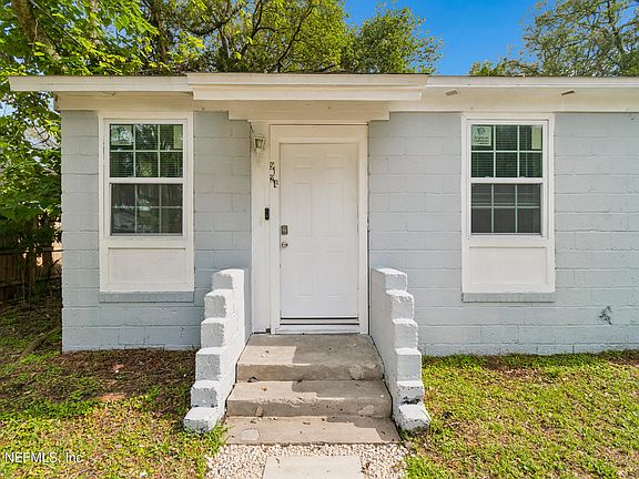 4th image of 9124 FREE Avenue