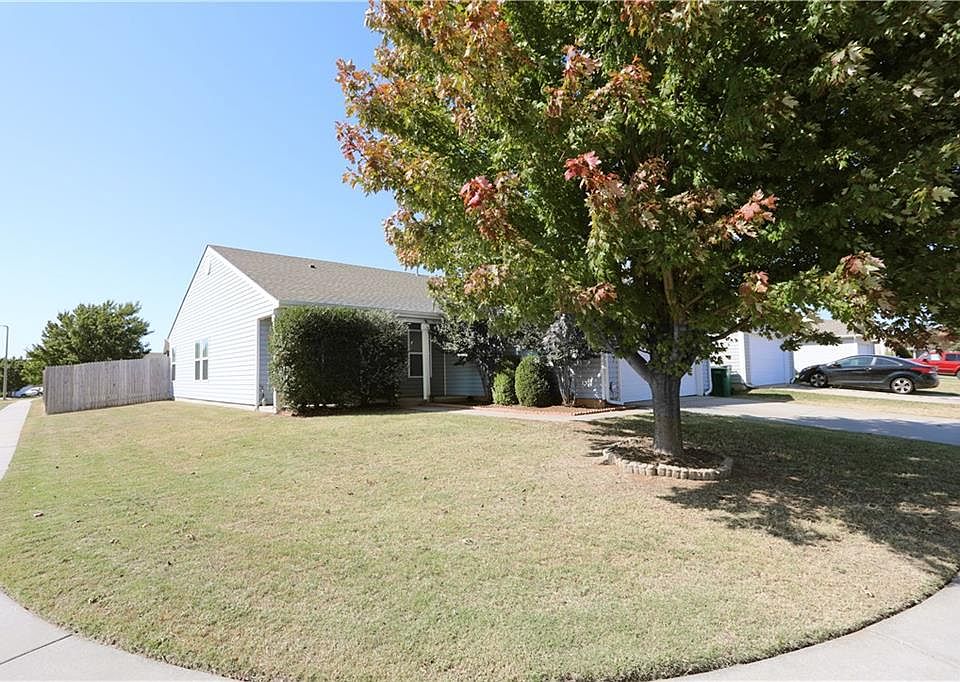 1st image of 15513 Ivy Hill Dr