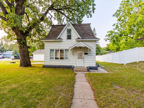 505 8th Ave E, Alexandria, MN 56308