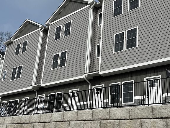 4th image of 243 Echo Lake Road #B10