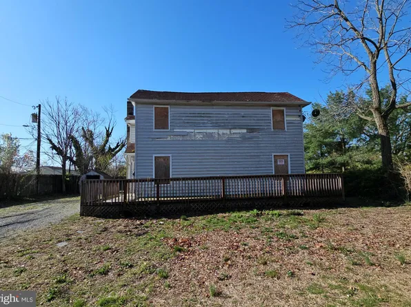 725 E Pine St, Millville, NJ 08332