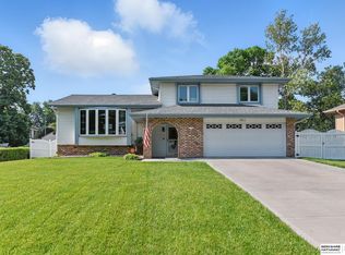7511 Drexel St, Ralston, NE 68127