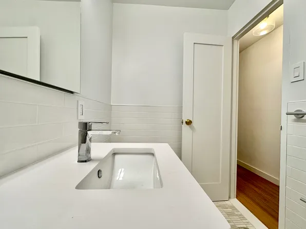 501 East 87th Street image 12 of 23