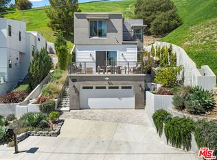 4969 Llano Dr, Woodland Hills, CA 91364
