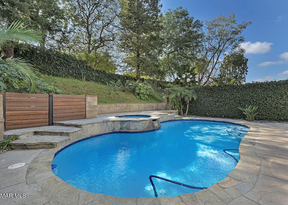 11916 Honeybrook Ct, Moorpark, CA 93021 | Zillow